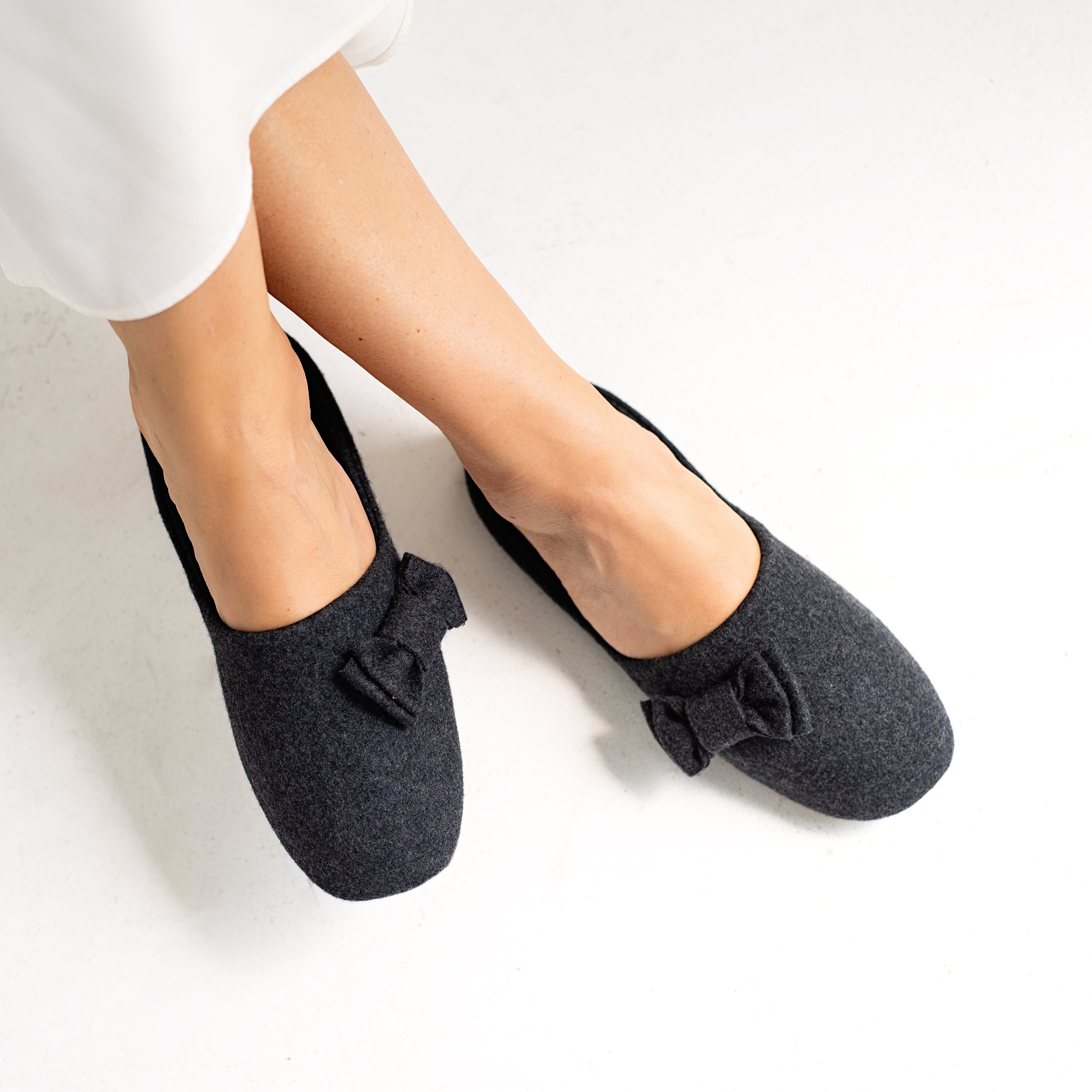 Zapatillas Casa Altas Mujer Pantuflas Bootie Con Pompones Primark