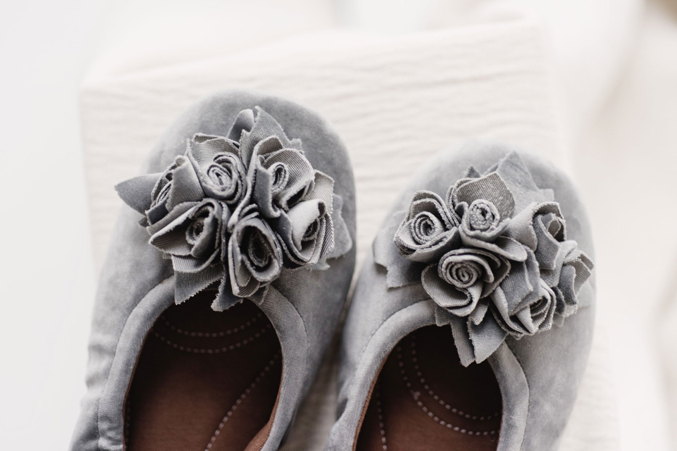 Grace velvet eisgrau Hausschuhe aus Samt