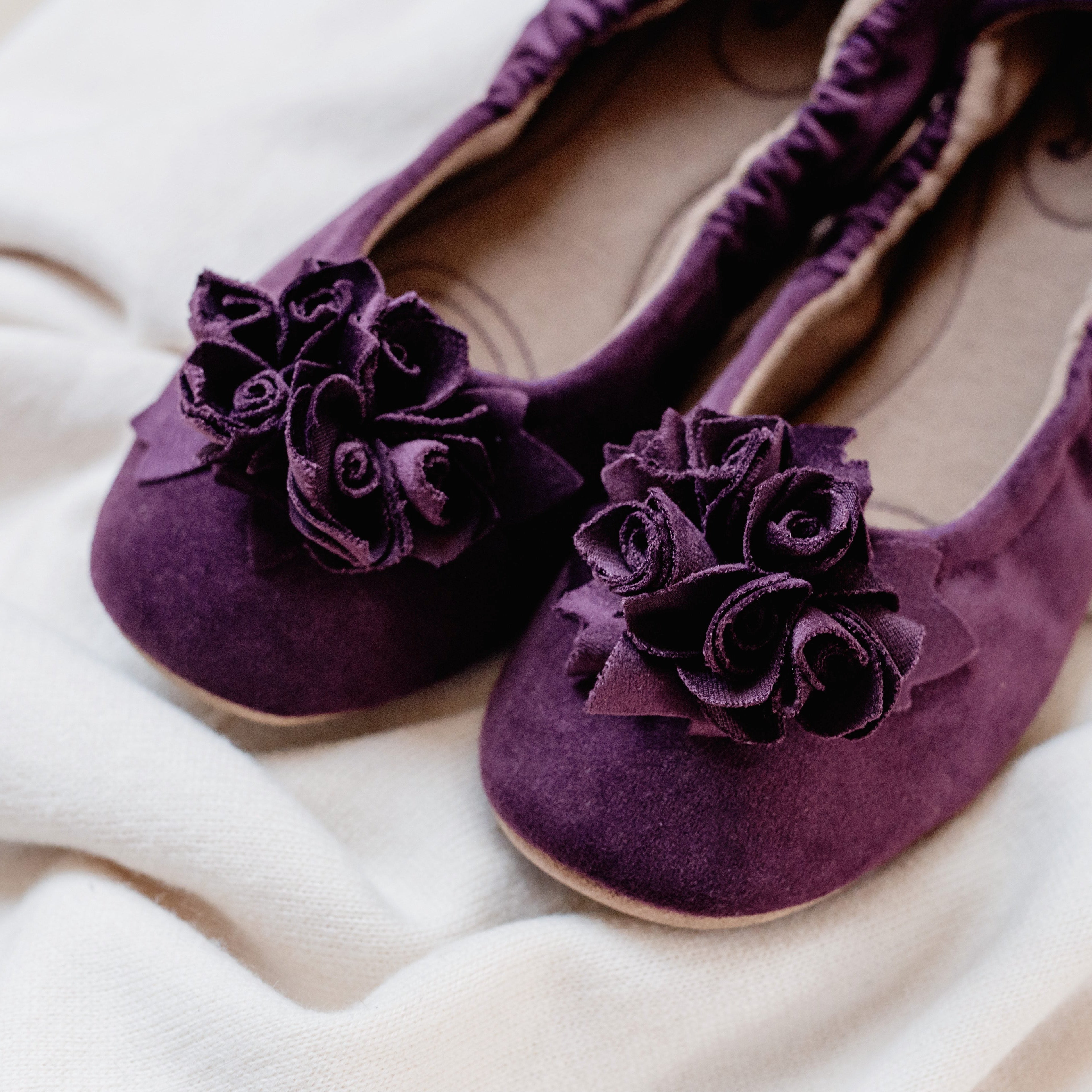pampuschen Hausschuhe Ballerinas Grace velvet lila Freisteller von vorne