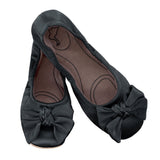 Ballerina Hausschuh pampuschen Daisy satin schwarz mit weicher Schleife  Freisteller von oben
